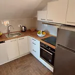 Kandarola *