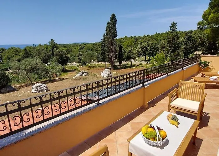 Kandarola Lägenhet Kampor