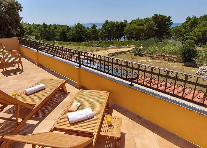 Lägenhet Kandarola Kampor