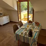 Kandarola Lägenhet *