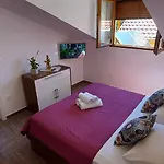 Kandarola Lägenhet *